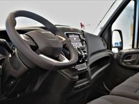 Ny Iveco Daily 136 HK (100 kW) 2025 Vit Van