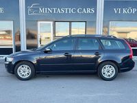 Begagnad Volvo V50 Momentum 125 HK (91 kW) 2009 Svart Kombi