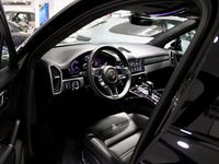 begagnad Porsche Cayenne Coupé E-Hybrid SP-Chrono Pano Välutr MOMS