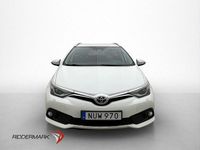 Begagnad Toyota Auris Active 112 HK (82 kW) 2015 Vit Kombi