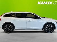 Begagnad Volvo V60 CC 245 HK (180 kW) 2016 Vit Kombi