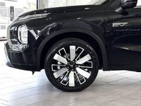 Ny Mitsubishi Outlander P-HEV Instyle 306 HK (225 kW) 2025 Black diamond SUV