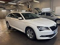Begagnad Skoda Superb Business Line 190 HK (139 kW) 2018 Vit Kombi