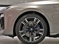 begagnad BMW i7 xDrive60 Executive Drive PRO - Autowåx Bil 2023, Sedan