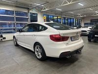 Begagnad BMW 330 Gran Turismo M Sport 252 HK (185 kW) 2018 Vit Halvkombi