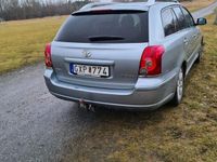 begagnad Toyota Avensis Kombi 2.0 D-4 VVT-i Euro 4