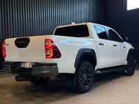 Begagnad Toyota HiLux 204 HK (150 kW) 2024 Vit Pickup
