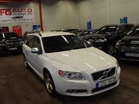 Begagnad Volvo V70 R-Design 163 HK (119 kW) 2013 Vit Kombi