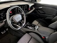 Ny Audi Q6 e-tron S-Line 284 kW (387 HK) 2025 Mytsvart metallic SUV