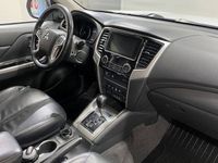 begagnad Mitsubishi L200 Double Cab Premium 2.2 Di-D 4WD Aut - Drag, 5-sits 2019, Personbil