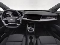 Begagnad Audi Q4 e-tron Advanced Plus 210 kW (286 HK) 2024 Florettsilver metallic SUV