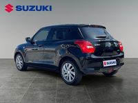 Begagnad Suzuki Swift 83 HK (61 kW) 2022 Svart Halvkombi