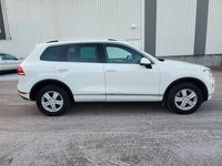 begagnad VW Touareg 3.0 V6 TDI SCR 4Motion *Optimerad/D-VÄRM*