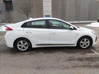 Begagnad Hyundai Ioniq 88 kW (120 HK) 2018 Halvkombi
