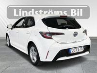 begagnad Toyota Corolla Hybrid Corolla Verso1.8 e-CVT Style SPI V-hjul 2021, Kombi