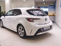 begagnad Toyota Corolla Hybrid e-CVT 122hk + V-hjul