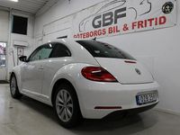 Begagnad VW Beetle 105 HK (77 kW) 2012 Vit Halvkombi
