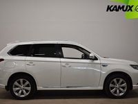 begagnad Mitsubishi Outlander P-HEV 2.0 Hybrid 4WD CVT 5-Sits 360 kamera Navi Drag 2016, SUV