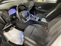 Begagnad DS Automobiles DS7 Crossback Business 301 HK (221 kW) 2021 Vit SUV
