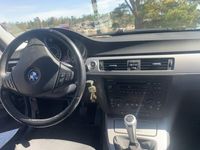 begagnad BMW 320 i Sedan Advantage, Comfort, Dynamic Euro 4 lågmilad