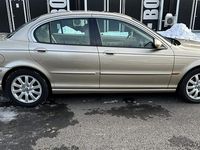 Begagnad Jaguar X-type 196 HK (144 kW) 2002 Sedan