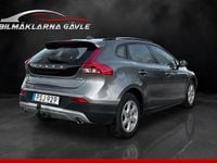Begagnad Volvo V40 Momentum 150 HK (110 kW) 2014 Grå Halvkombi