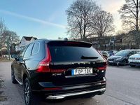 Begagnad Volvo XC60 350 HK (257 kW) 2023 SUV
