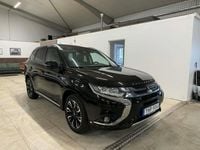 Begagnad Mitsubishi Outlander 203 HK (149 kW) 2017 Svart SUV