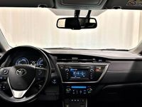 begagnad Toyota Auris Hybrid e-CVT Värmare B-kamera 2014, Halvkombi