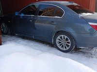 Begagnad BMW 525 218 HK (160 kW) 2008 Grå blå Sedan