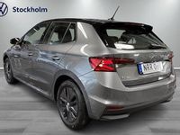 begagnad Skoda Fabia Style TSI110 DSG Komfort Backkamera P-sensorer 2023, Halvkombi