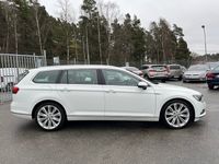 begagnad VW Passat Kombi 2.0 TDI 190hk 4Motion GT Kamera Drag