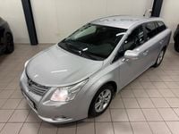 Begagnad Toyota Avensis Business Edition 147 HK (108 kW) 2011 Silver Kombi