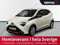 Begagnad Toyota Aygo X-play 72 HK (52 kW) 2018 Vit Halvkombi