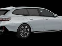 Begagnad BMW 530 M Sport 299 HK (219 kW) 2000 M brooklyn grey metallic Kombi