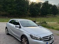 Begagnad Mercedes A180 122 HK (89 kW) 2014