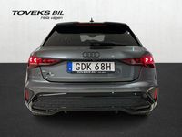 Ny Audi A3 S-Line 177 HK (130 kW) 2025 Daytonagrå pärleffekt Sedan