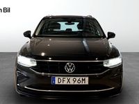 begagnad VW Tiguan Life 1.5 TSI (150hk) Bensin Automat - Drag, Värmare