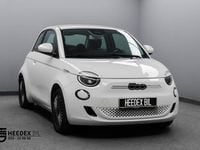 Begagnad Fiat 500e 86 kW (118 HK) 2022 Vit Halvkombi