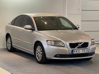Begagnad Volvo S40 Momentum 125 HK (91 kW) 2007 Ljusgrå Sedan