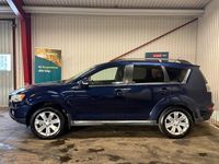 Begagnad Mitsubishi Outlander 156 HK (114 kW) 2012 Blå SUV