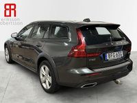Begagnad Volvo V60 CC Momentum 190 HK (139 kW) 2020 Grå Kombi