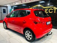 begagnad Kia Venga 1.4 CRDi Euro 5 Drag Lågmil Besiktigad 2011, Halvkombi