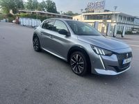 Begagnad Peugeot e-208 GT-line 100 kW (136 HK) 2021 Halvkombi