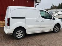 Begagnad Citroën Berlingo 99 HK (72 kW) 2016 Minibuss