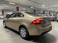 Begagnad Volvo S60 Momentum 163 HK (119 kW) 2011 Brun Sedan