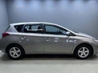 Begagnad Toyota Auris Active 132 HK (97 kW) 2013 Brun