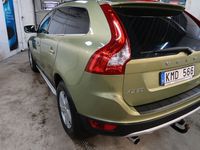 begagnad Volvo XC60 2.4D AWD Geartronic Momentum Euro 4