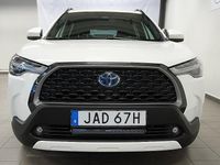 Begagnad Toyota Corolla Cross Style 197 HK (144 kW) 2022 Vit SUV
