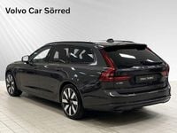 Begagnad Volvo V90 Plus 350 HK (257 kW) 2024 Grå Kombi